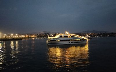 Naviera Mar de Ons ofrece la oportunidad de ver los fuegos de Bouzas a bordo desde la ría
